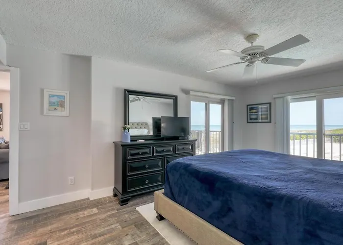 Kandy's #101 Clearwater Beach